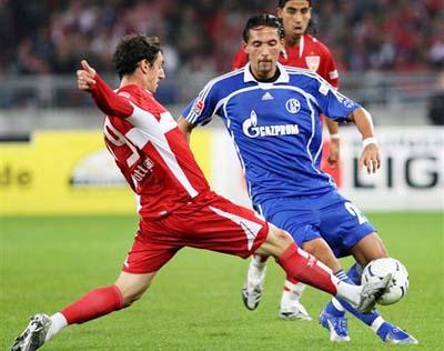 微弱差距不 微弱差距不